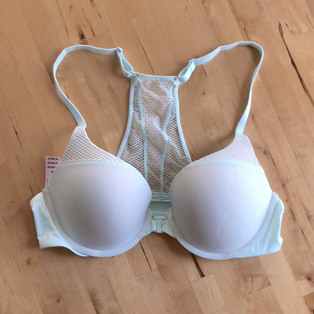 NWT VS T-shirt push-up bra